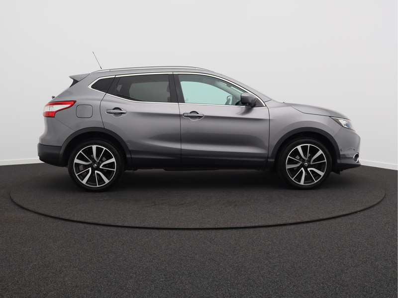 Nissan QASHQAI 1.2 Tekna/ lage km/ trekhaak/ mooie auto!