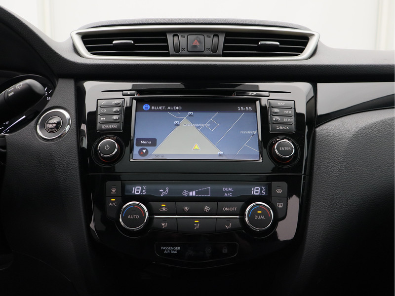 Nissan QASHQAI 1.2 Tekna/ lage km/ trekhaak/ mooie auto!