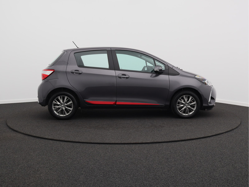 Toyota Yaris 1.5 VVT-i Design/ lage km/ zeer mooi!