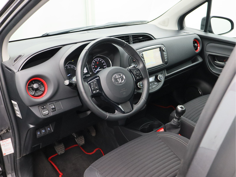 Toyota Yaris 1.5 VVT-i Design/ lage km/ zeer mooi!
