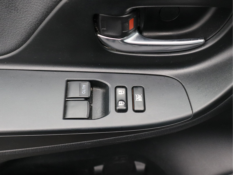Toyota Yaris 1.5 VVT-i Design/ lage km/ zeer mooi!