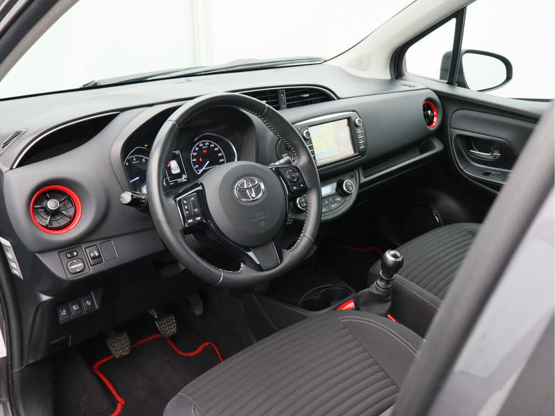 Toyota Yaris 1.5 VVT-i Design/ lage km/ zeer mooi!