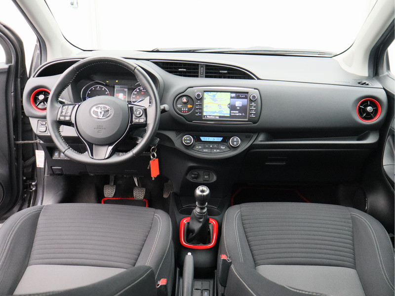 Toyota Yaris 1.5 VVT-i Design/ lage km/ zeer mooi!