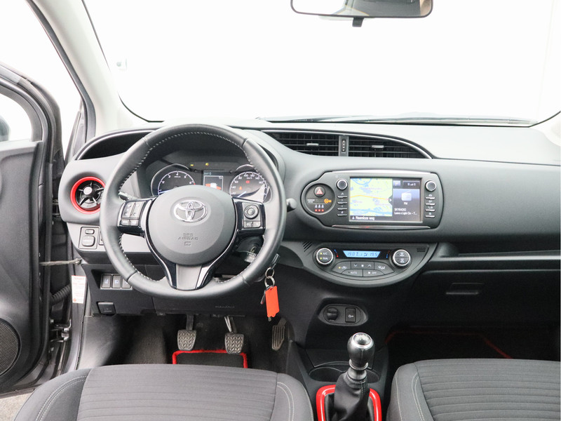 Toyota Yaris 1.5 VVT-i Design/ lage km/ zeer mooi!