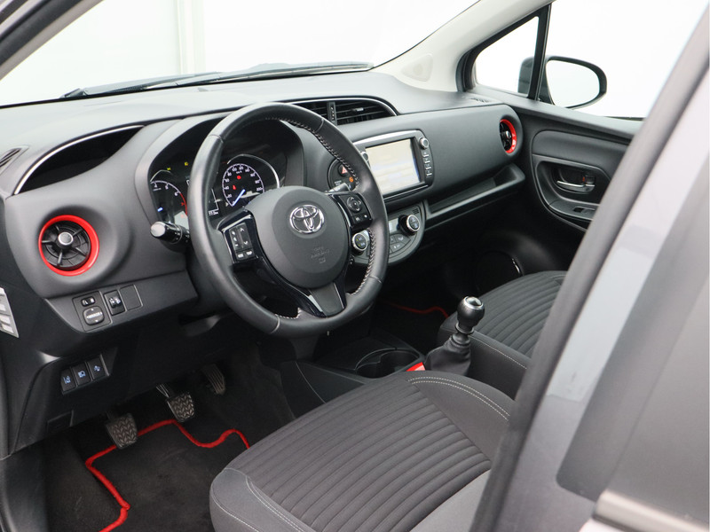 Toyota Yaris 1.5 VVT-i Design/ lage km/ zeer mooi!