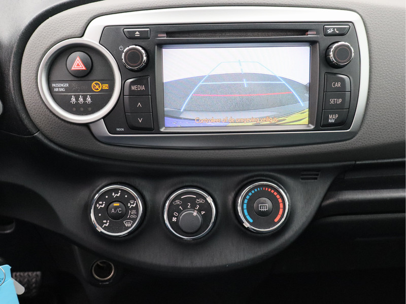 Toyota Yaris 1.0 VVT-i Aspiration/ airco/ achteruitrijcamera!
