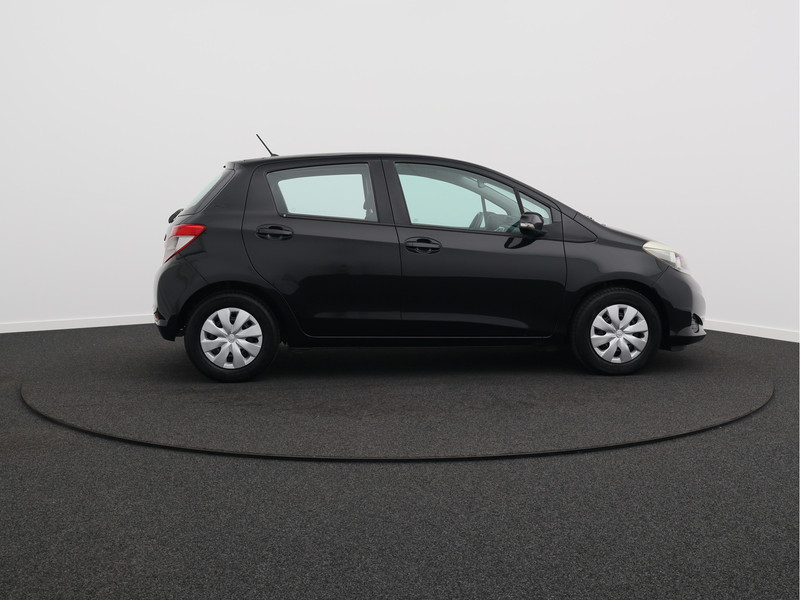 Toyota Yaris 1.0 VVT-i Aspiration/ airco/ achteruitrijcamera!
