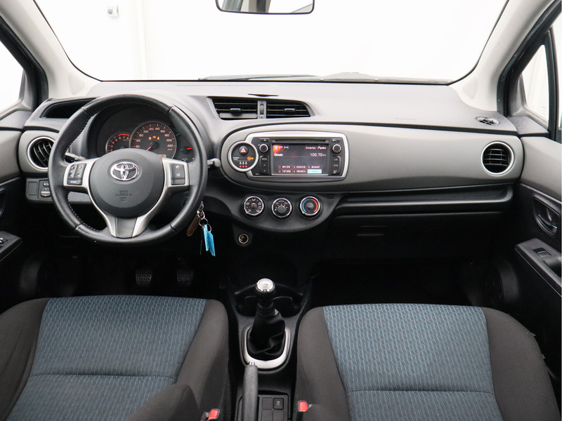 Toyota Yaris 1.0 VVT-i Aspiration/ airco/ achteruitrijcamera!
