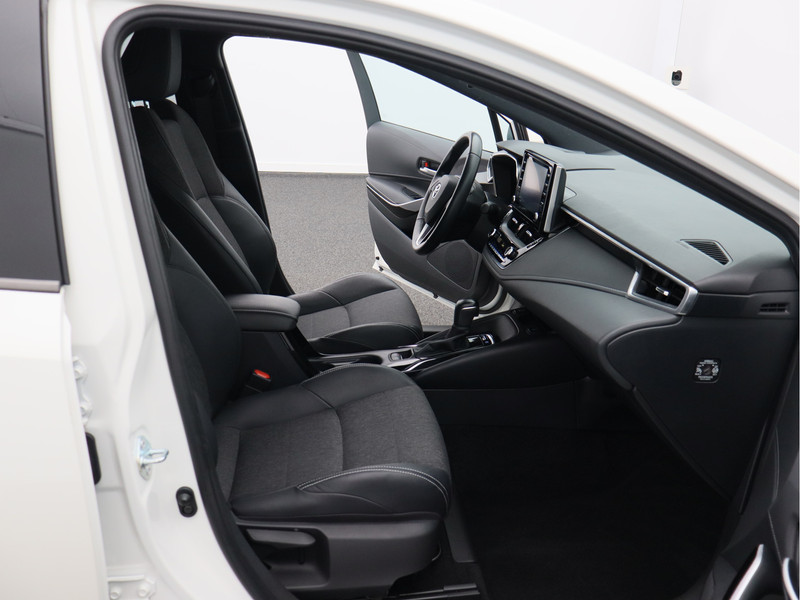 Toyota Corolla Touring Sports 1.8 Hybrid Dynamic/ lage km/ zeer mooi!