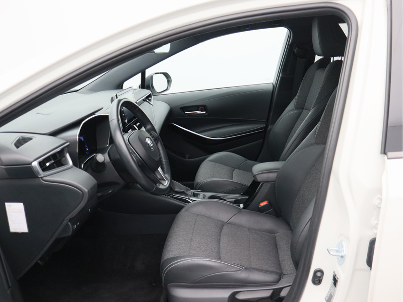 Toyota Corolla Touring Sports 1.8 Hybrid Dynamic/ lage km/ zeer mooi!