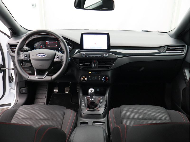 Ford Focus 1.0 EcoBoost ST Line Business/ zeer mooi!