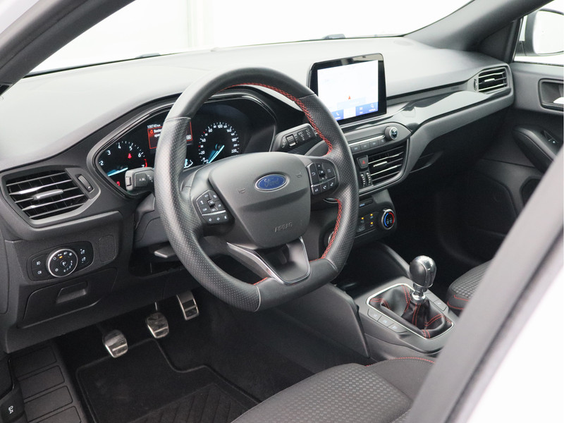 Ford Focus 1.0 EcoBoost ST Line Business/ zeer mooi!