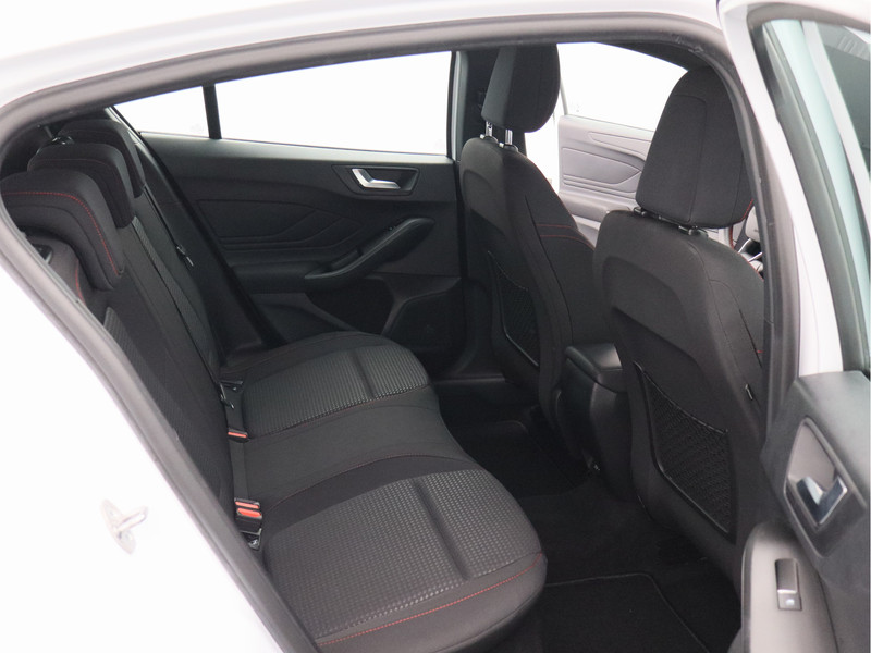 Ford Focus 1.0 EcoBoost ST Line Business/ zeer mooi!
