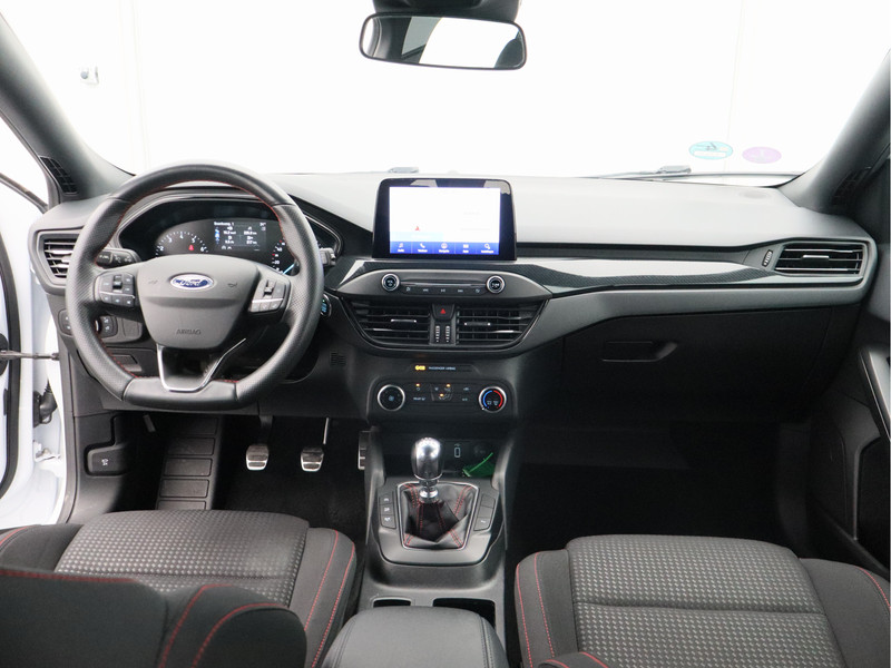 Ford Focus Wagon 1.0 EcoBoost ST Line Business/ lage km!