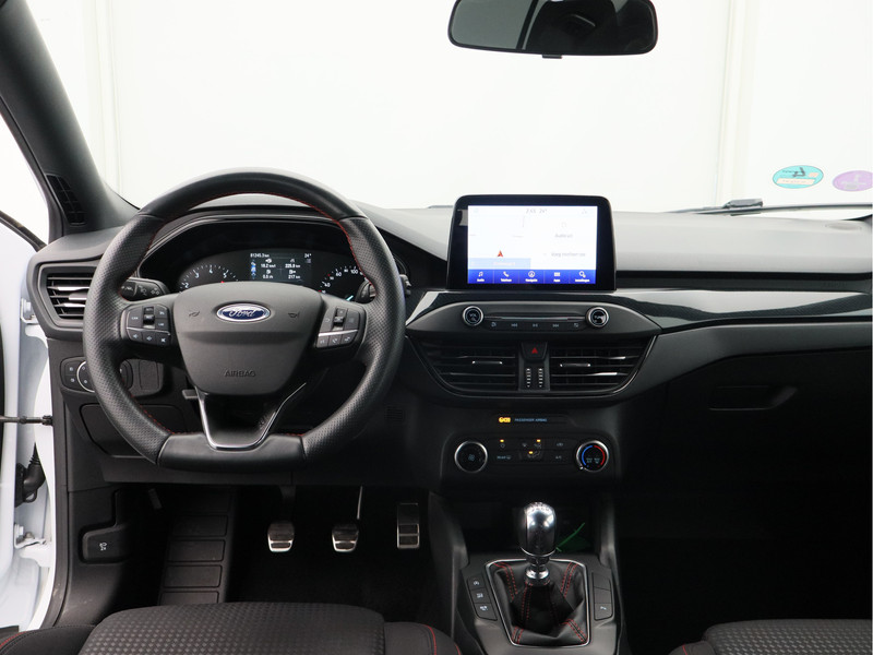 Ford Focus Wagon 1.0 EcoBoost ST Line Business/ lage km!