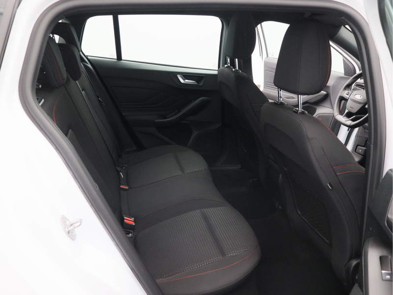 Ford Focus Wagon 1.0 EcoBoost ST Line Business/ lage km!