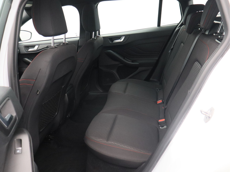 Ford Focus Wagon 1.0 EcoBoost ST Line Business/ lage km!