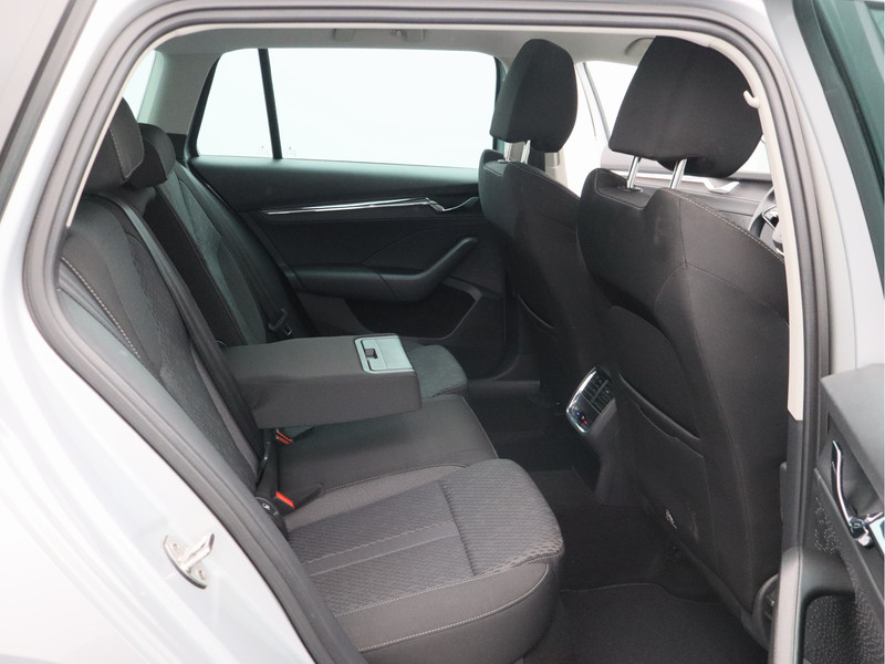 Škoda Octavia Combi 1.0 e-TSI Business Edition Plus/ trekhaak!