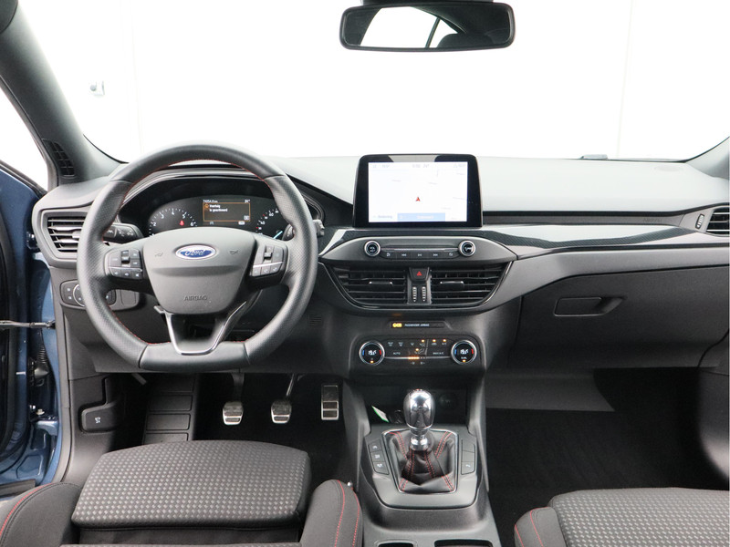 Ford Focus 1.0 EcoBoost Hybrid ST Line Business/ zeer mooi!