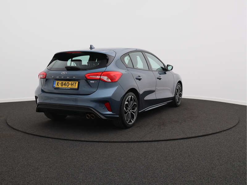 Ford Focus 1.0 EcoBoost Hybrid ST Line Business/ zeer mooi!