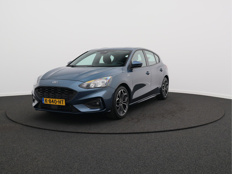 Ford Focus 1.0 EcoBoost Hybrid ST Line Business/ zeer mooi!