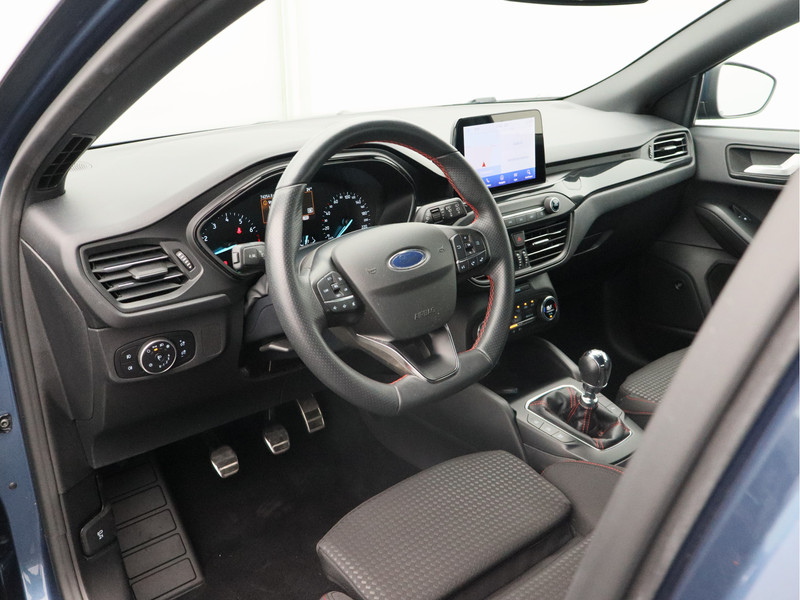 Ford Focus 1.0 EcoBoost Hybrid ST Line Business/ zeer mooi!
