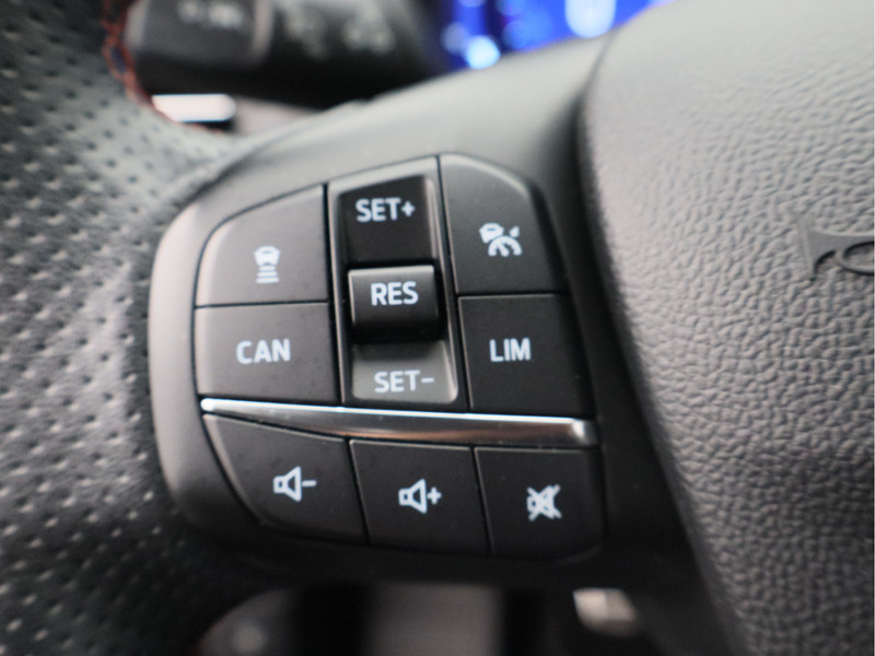 Ford Focus Wagon 1.0 EcoBoost Hybrid ST Line X Business/ zeer mooi