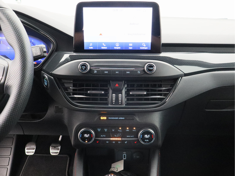 Ford Focus Wagon 1.0 EcoBoost Hybrid ST Line X Business/ zeer mooi