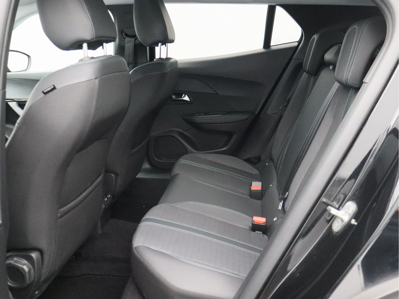 Peugeot 2008 1.2 PureTech Allure/ lage km/ achteruitrijcamera!
