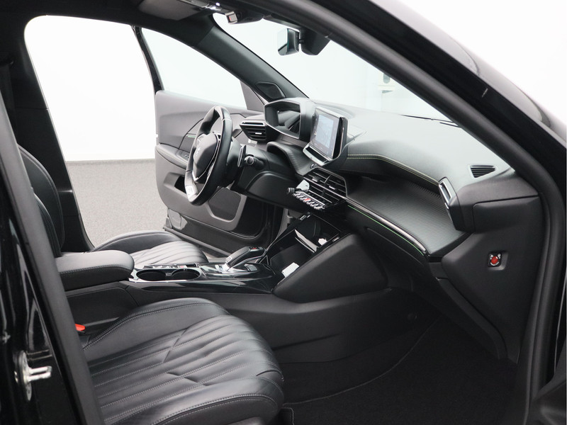 Peugeot 2008 1.2 PureTech GT Pack/ automaat/ compleet!