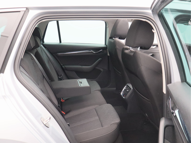 Škoda Octavia Combi 1.0 e-TSI Business Edition Plus/ automaat/ compleet!