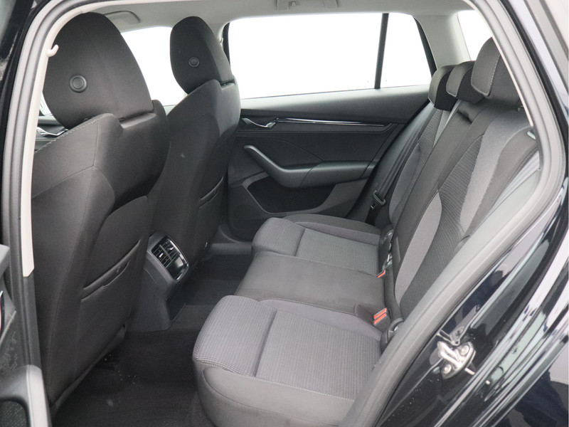 Škoda Octavia Combi 1.0 TSI Business Edition/ lage km/ zeer mooi!