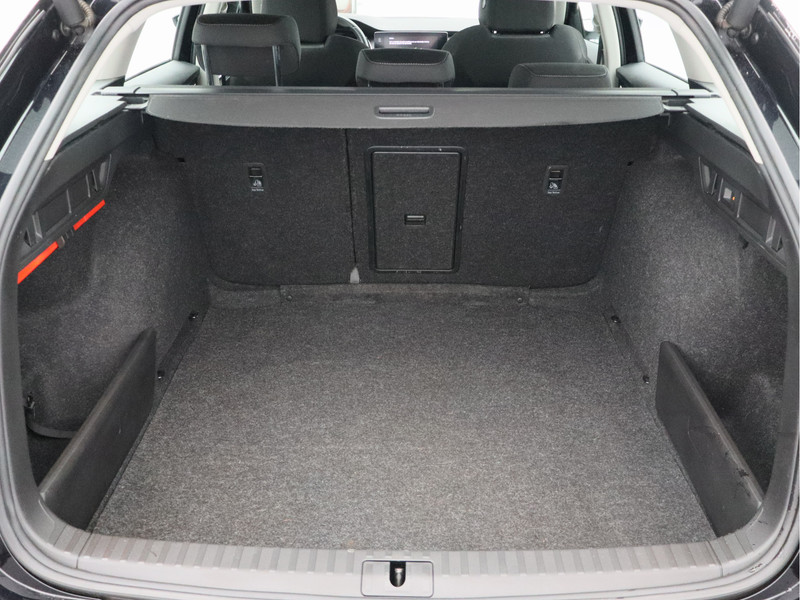 Škoda Octavia Combi 1.0 TSI Business Edition/ lage km/ zeer mooi!