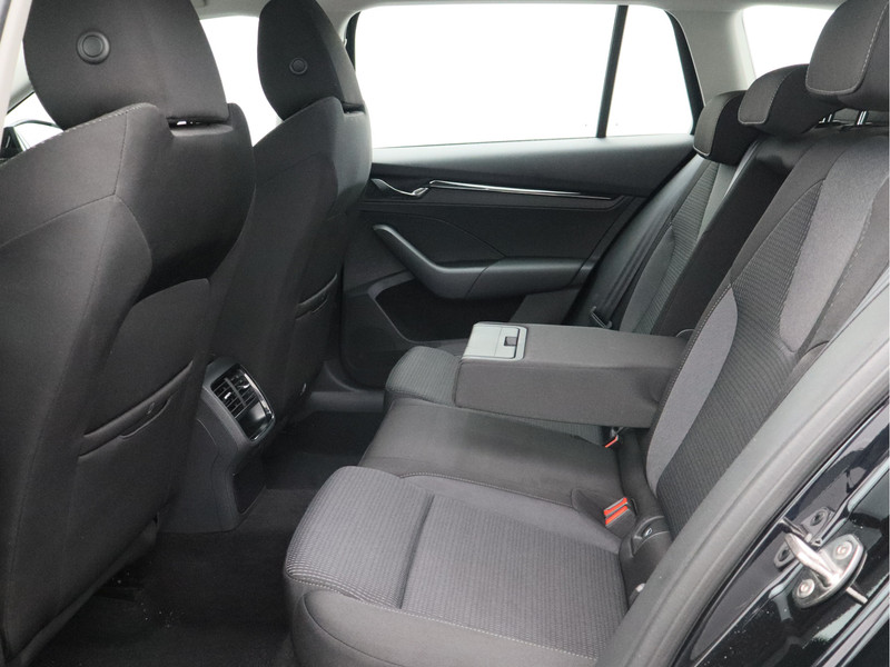 Škoda Octavia Combi 1.0 TSI Business Edition/ lage km/ zeer mooi!