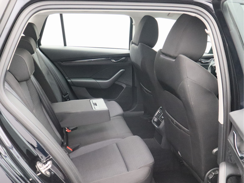 Škoda Octavia Combi 1.0 TSI Business Edition/ lage km/ zeer mooi!