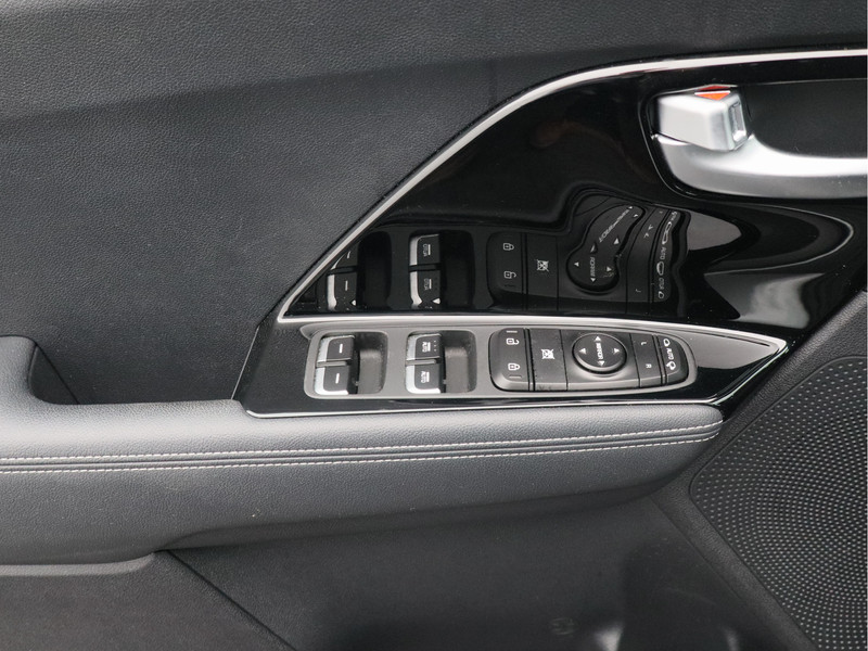Kia Niro 1.6 GDi Hybrid DynamicLine/ lage km/ trekhaak!