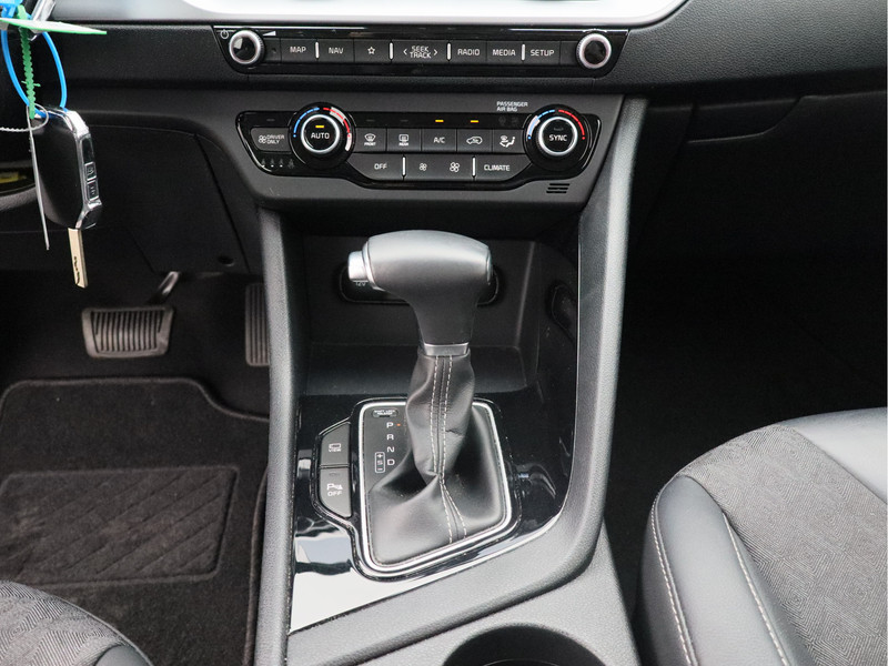 Kia Niro 1.6 GDi Hybrid DynamicLine/ lage km/ trekhaak!