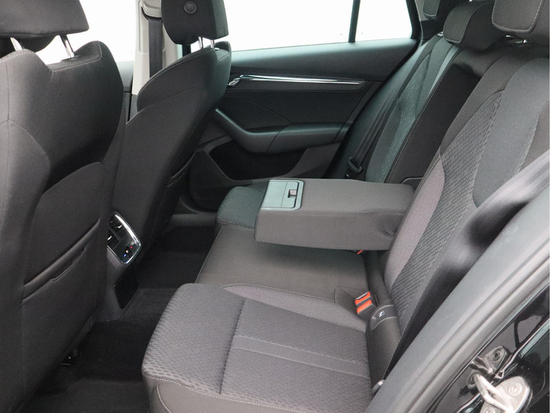 Škoda Octavia Combi 1.0 e-TSI Business Edition Plus/ automaat/ zeer mooi!