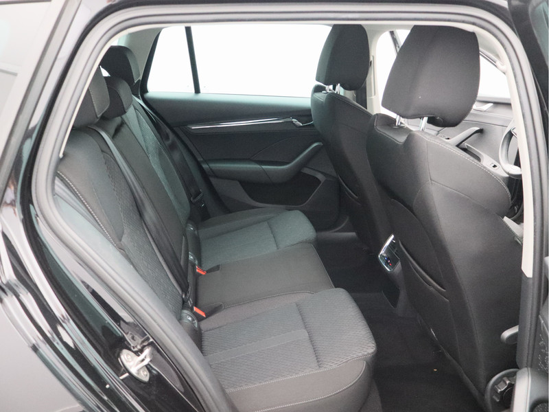 Škoda Octavia Combi 1.0 e-TSI Business Edition Plus/ automaat/ zeer mooi!