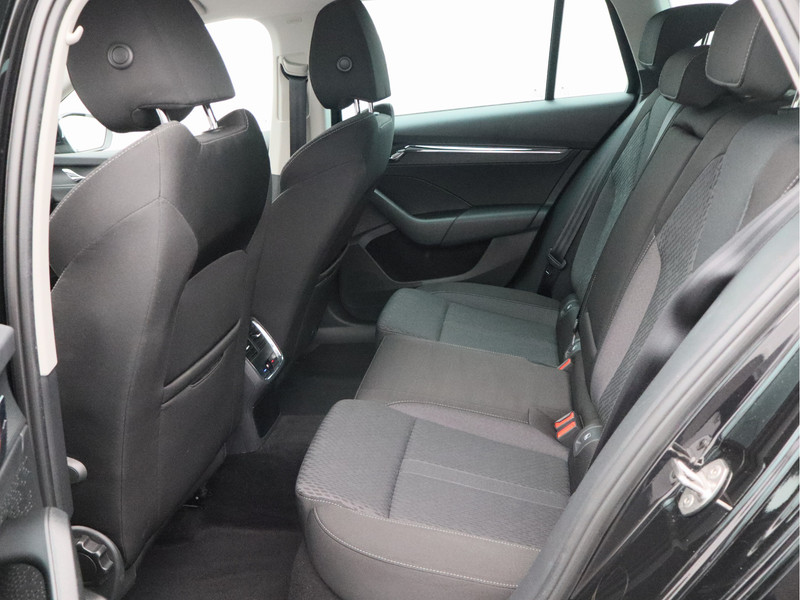 Škoda Octavia Combi 1.0 e-TSI Business Edition Plus/ automaat/ zeer mooi!