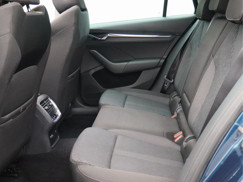 Škoda Octavia Combi 1.0 e-TSI Business Edition Plus/ schuifdak/ trekhaak!