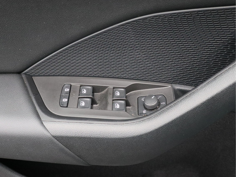 Škoda Octavia Combi 1.0 e-TSI Business Edition Plus/ schuifdak/ trekhaak!