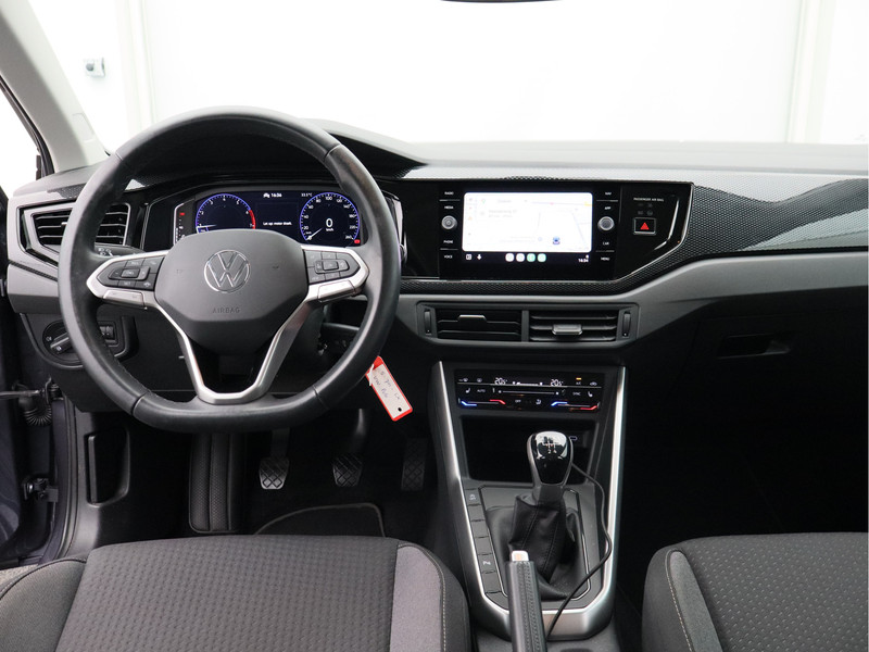 Volkswagen Polo 1.0 TSI Life/ lage km/ Climate Control / zeer mooi!
