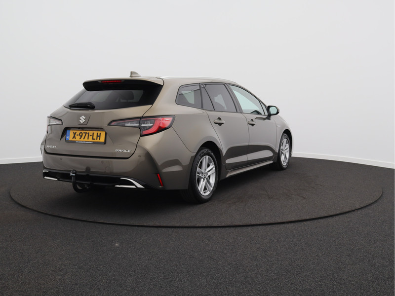 Suzuki Swace 1.8 Hybrid Style/ compleet/ trekhaak!