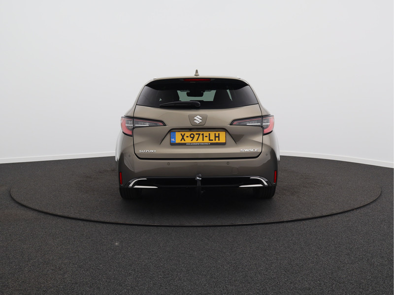 Suzuki Swace 1.8 Hybrid Style/ compleet/ trekhaak!