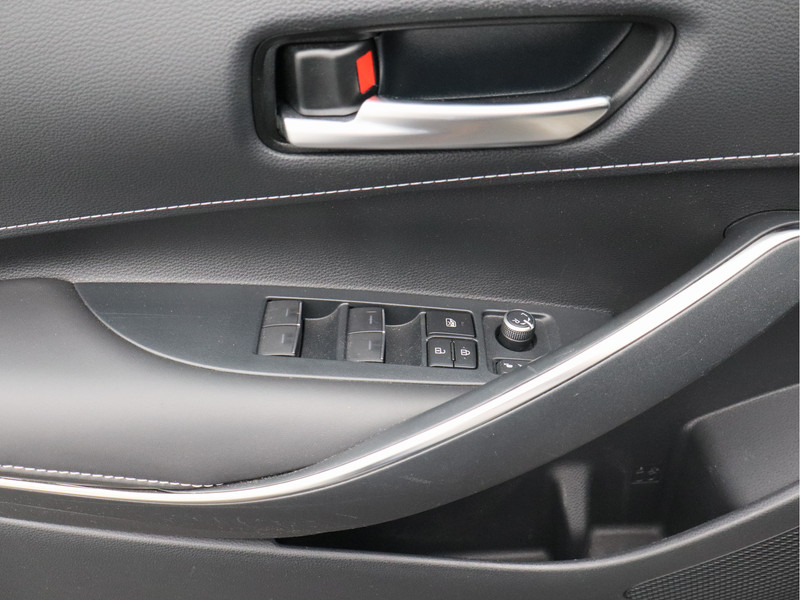 Suzuki Swace 1.8 Hybrid Style/ compleet/ trekhaak!