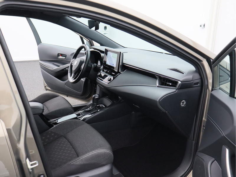 Suzuki Swace 1.8 Hybrid Style/ compleet/ trekhaak!