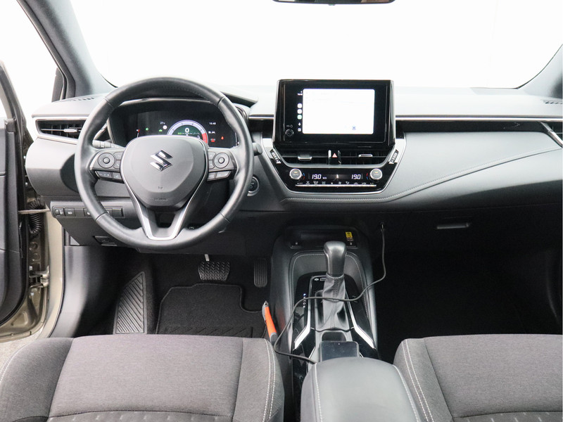 Suzuki Swace 1.8 Hybrid Style/ compleet/ trekhaak!