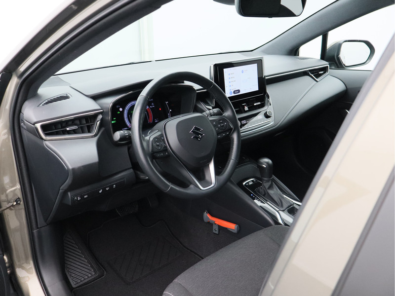Suzuki Swace 1.8 Hybrid Style/ compleet/ trekhaak!