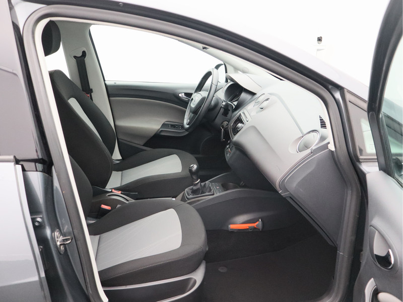 SEAT Ibiza 1.2 TSI Style/ lage km/ nette auto!